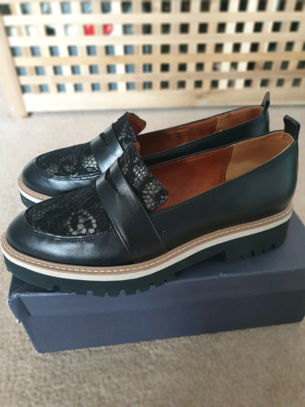 loafers size 5.5
